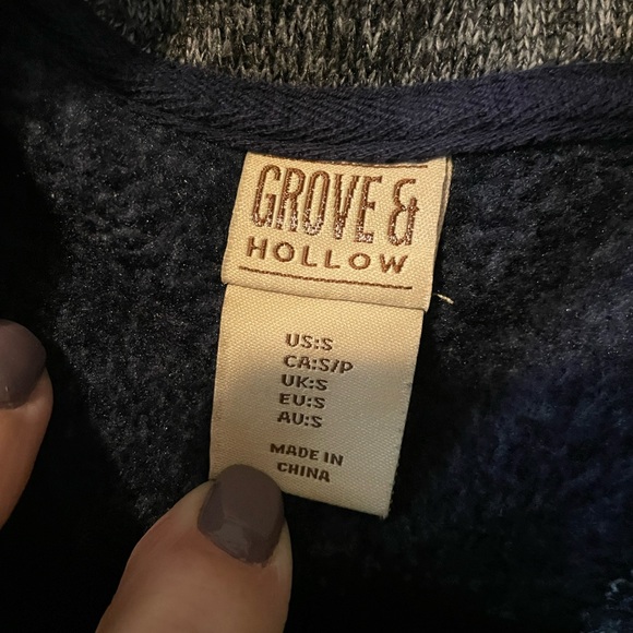 NWOT Grove and Hollow Funnel Neck 3/4 zip Sweater in Dark Blue - Picture 2 of 3